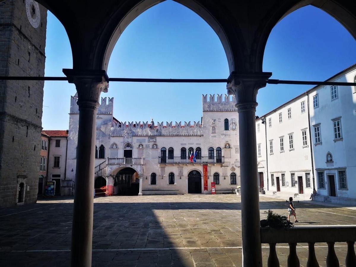 Happy Casa Oldtown Boutique Apartment Koper Bagian luar foto